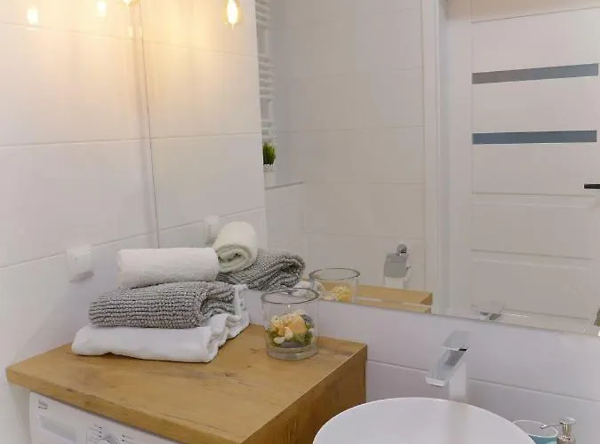 Blue Paradise Apartment *